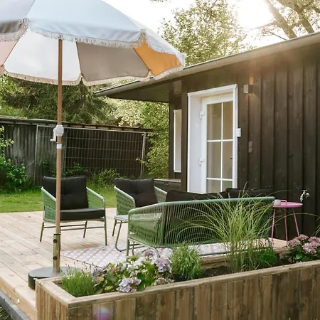 Holzchalet mitten in der Natur gern mit Hund&Pferd Apartment