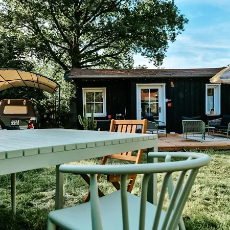 Apartment Holzchalet mitten in der Natur gern mit Hund&Pferd Sangerhausen